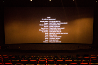 bifa必发国际党委组织召开《长津湖》观影活动